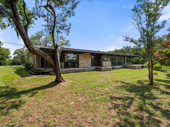 1200 Redbud Trl, West Lake Hills TX 78746