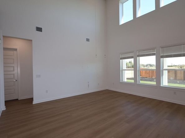 2036 Lolo LN, Leander TX 78641