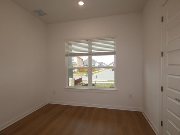 2036 Lolo LN, Leander TX 78641