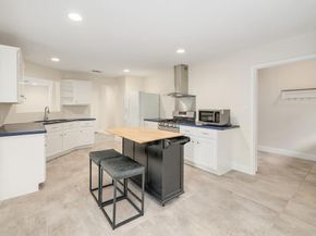 4605 Beechwood HOLW, Austin TX 78731