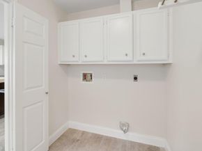 4605 Beechwood HOLW, Austin TX 78731