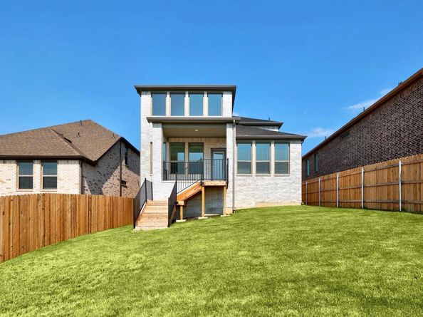 8015 Shining Flor RUN, Lago Vista TX 78645