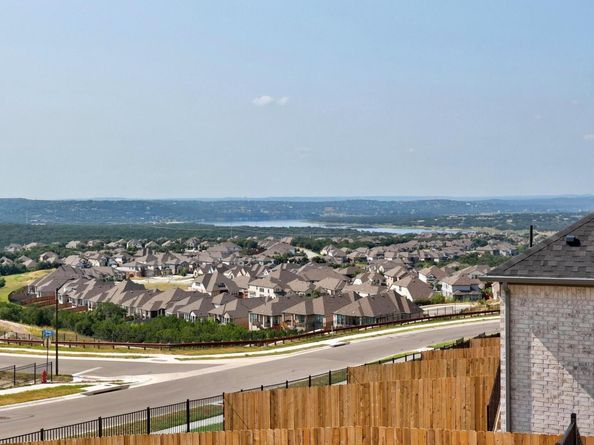 8015 Shining Flor RUN, Lago Vista TX 78645