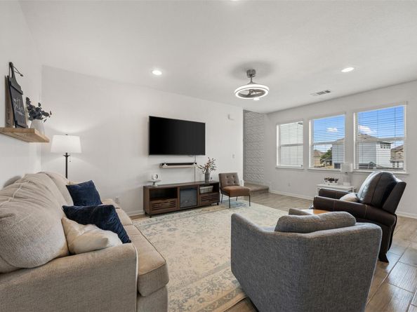 2720 Sage Ranch DR, Leander TX 78641