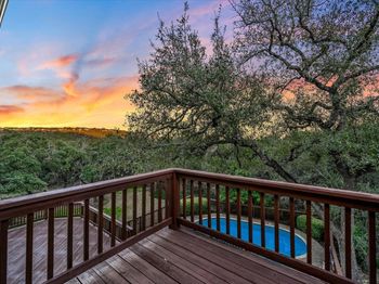 8001 Bell Mountain DR