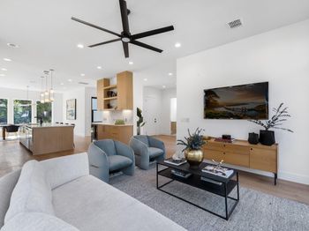 4804 Richmond #1 Ave