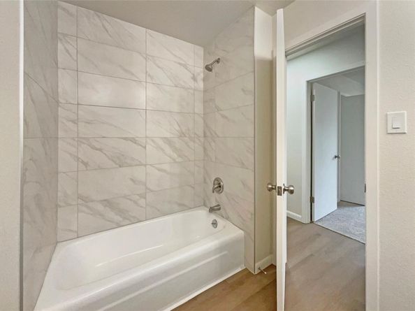 6805 Crystalbrook DR, Austin TX 78724