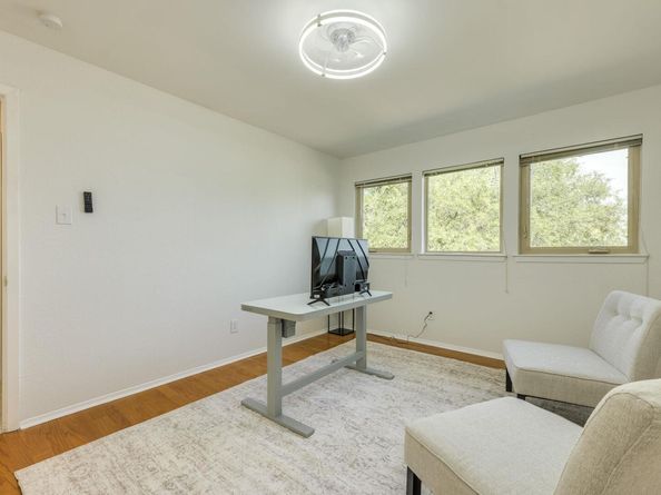 8304 Bradford Edward CV B, Austin TX 78759