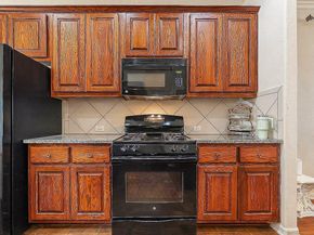 2716 Granite Hill DR, Leander TX 78641