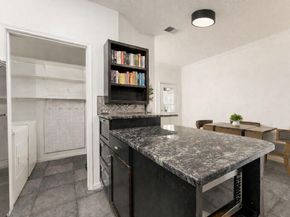 1307 Kinney Ave 124, Austin TX 78704