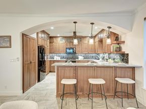 1115 W 7th ST 106, Austin TX 78703