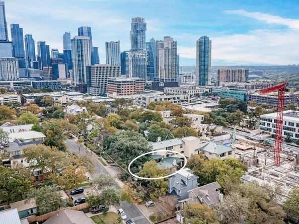 1115 W 7th ST 106, Austin TX 78703