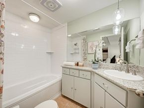 1115 W 7th ST 106, Austin TX 78703