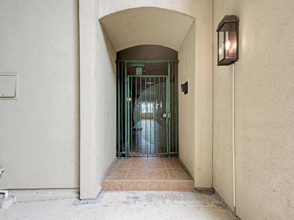 1115 W 7th ST 106, Austin TX 78703