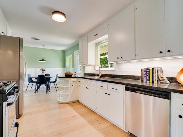 7703 Lazy LN, Austin TX 78757