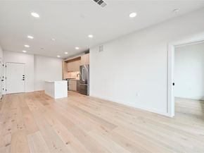 2209 S 1st ST 309, Austin TX 78704