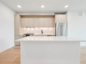 2209 S 1st ST 309, Austin TX 78704