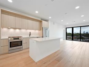 2209 S 1st ST 309, Austin TX 78704