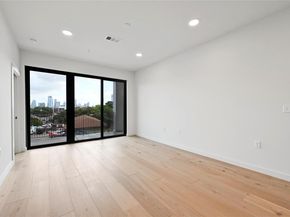 2209 S 1st ST 309, Austin TX 78704