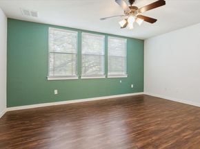 205 Village Park DR, Georgetown TX 78633