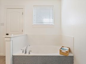 205 Village Park DR, Georgetown TX 78633