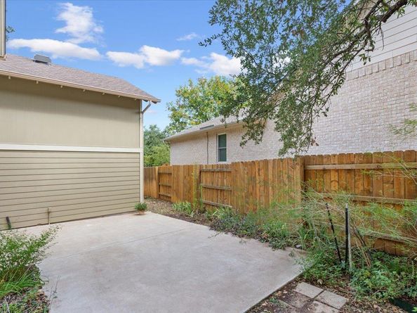205 Village Park DR, Georgetown TX 78633