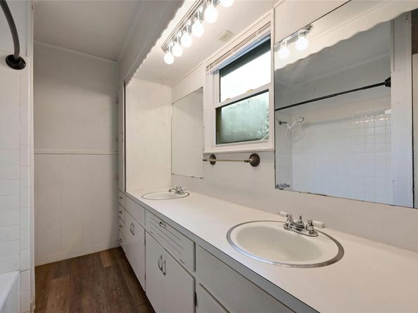 10309 Wommack RD, Austin TX 78748