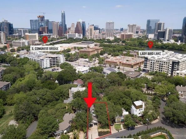 210 Le Grande Ave, Austin TX 78704