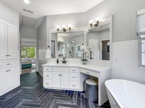 210 Le Grande Ave, Austin TX 78704