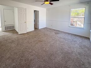 11704 Paul E Anderson DR, Austin TX 78748