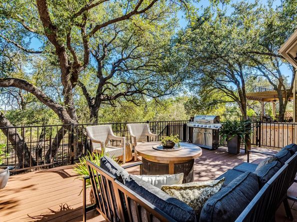 10032 Scull Creek DR, Austin TX 78730