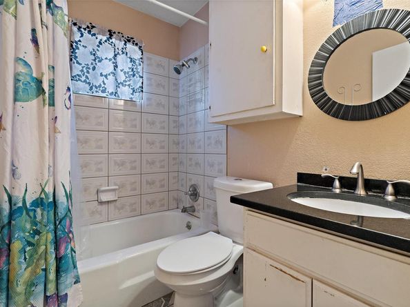 1712 Pine Knoll DR, Austin TX 78758