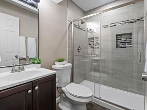 910 Duncan LN 1, Austin TX 78705