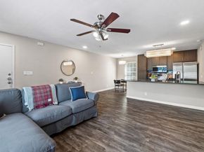 910 Duncan LN 1, Austin TX 78705