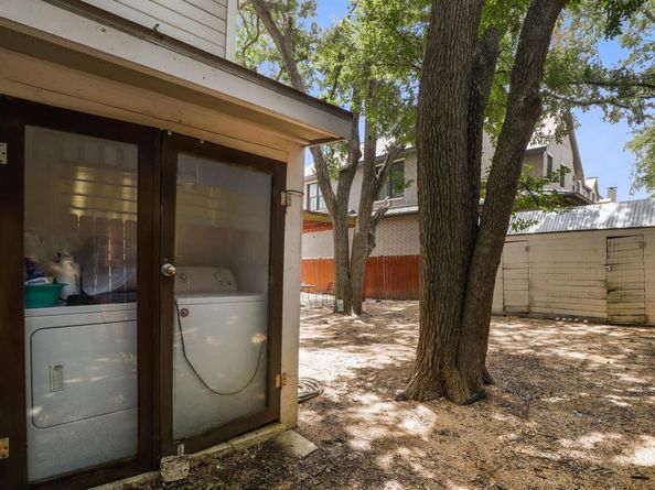 1209 W 8th ST, Austin TX 78703