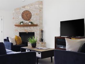 12227 NW Tanglewild DR, Austin TX 78758