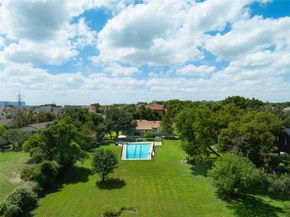 12227 NW Tanglewild DR, Austin TX 78758