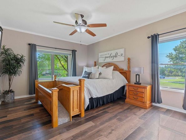 4004 Fountainwood CIR, Georgetown TX 78633