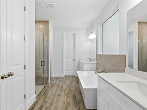 8521 Pine Muhly DR, Lago Vista TX 78645
