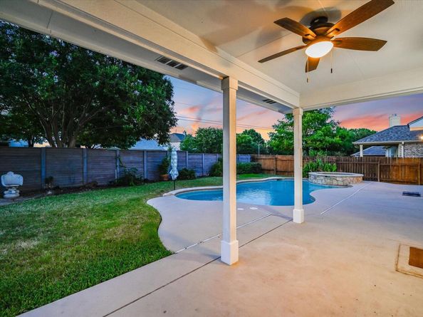 7018 Avignon DR, Round Rock TX 78681