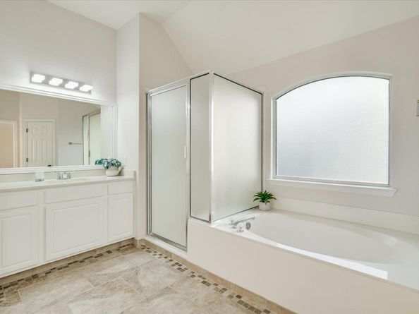 7018 Avignon DR, Round Rock TX 78681