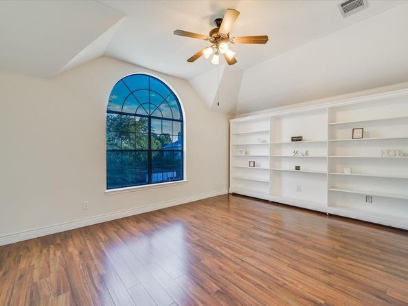 7018 Avignon DR, Round Rock TX 78681