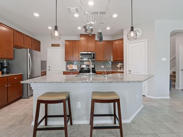 476 Sheepshank DR, Georgetown TX 78633