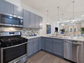 908 Nueces ST 15, Austin TX 78701