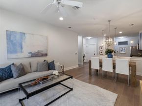 908 Nueces ST 15, Austin TX 78701