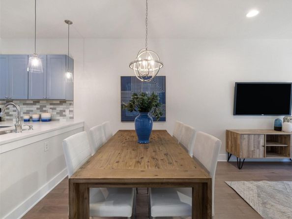 908 Nueces ST 15, Austin TX 78701