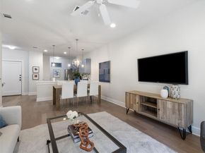 908 Nueces ST 15, Austin TX 78701