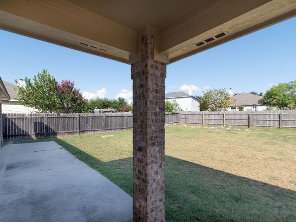 1409 Emblem DR, Pflugerville TX 78660