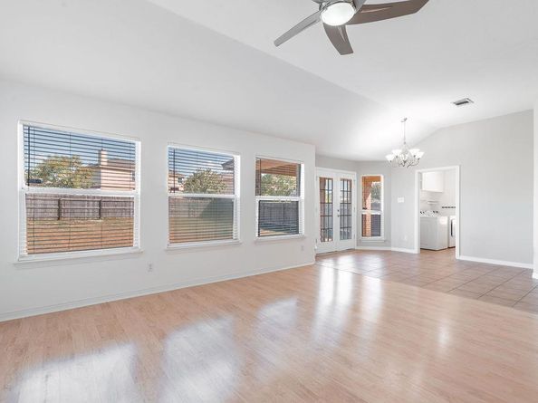 1409 Emblem DR, Pflugerville TX 78660