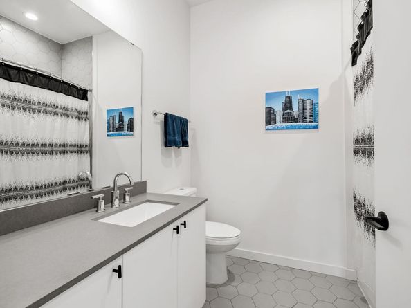 800 Embassy DR 337, Austin TX 78702